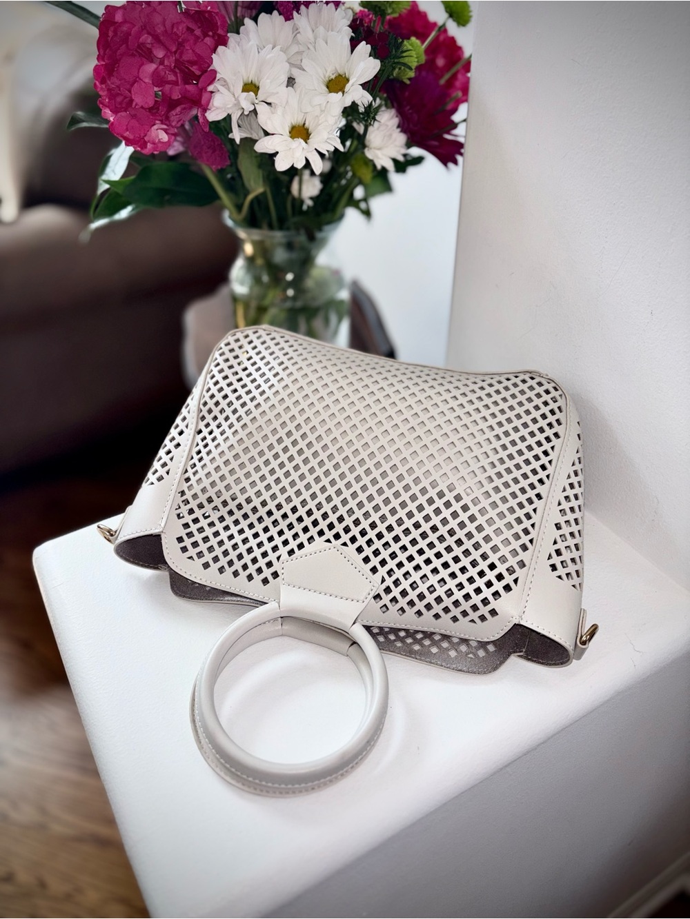 Urban Expressions Laser Cut Satchel Hand Bag - Picture 4 of 8